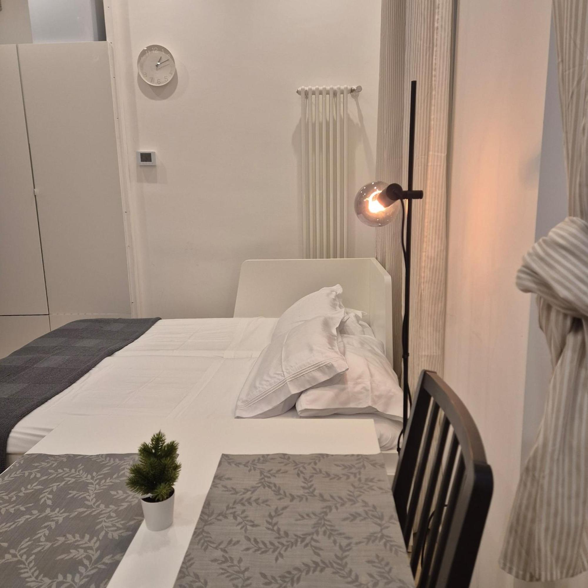 Loft Urbano: Confort E Cozy Milan Bagian luar foto